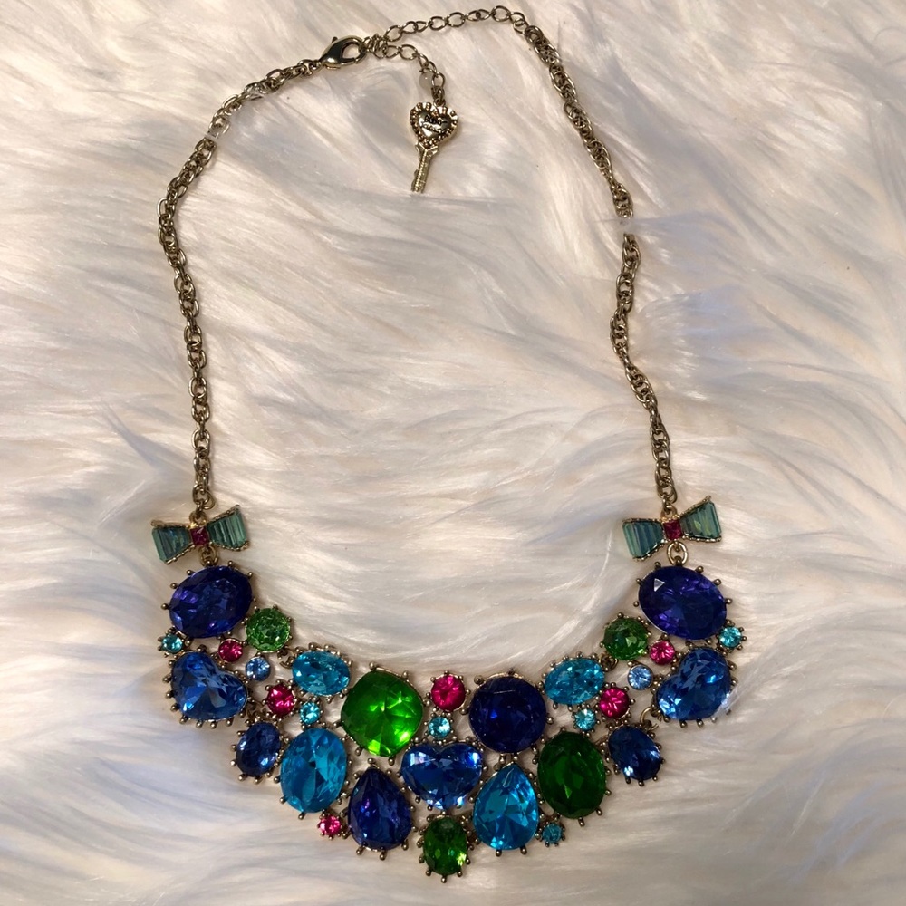 💎Betsy Johnson Blue Jewel Statement Necklace💎